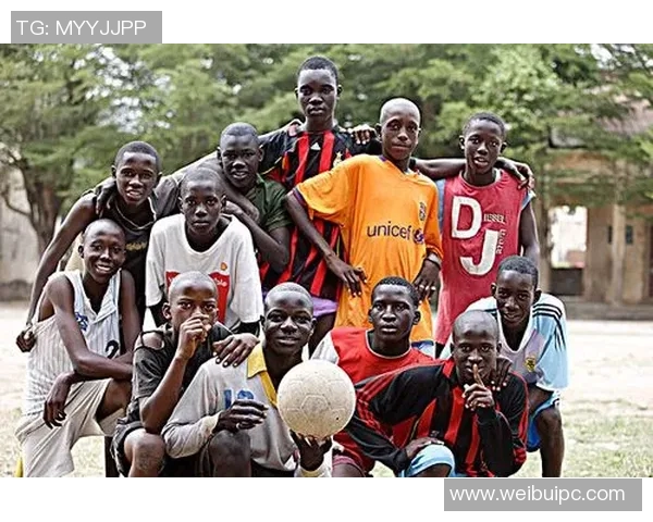 足球明星全景图集展示各国球星风采与精彩瞬间 足球明星全景图集展示各国球星风采与精彩瞬间